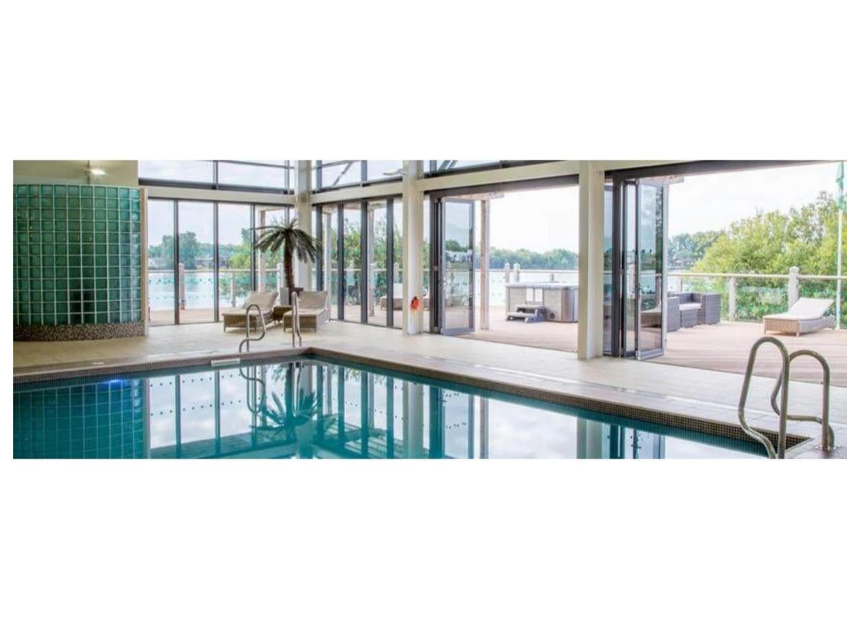 Tattershall Luxury Hot Tub Caravan Exterior foto